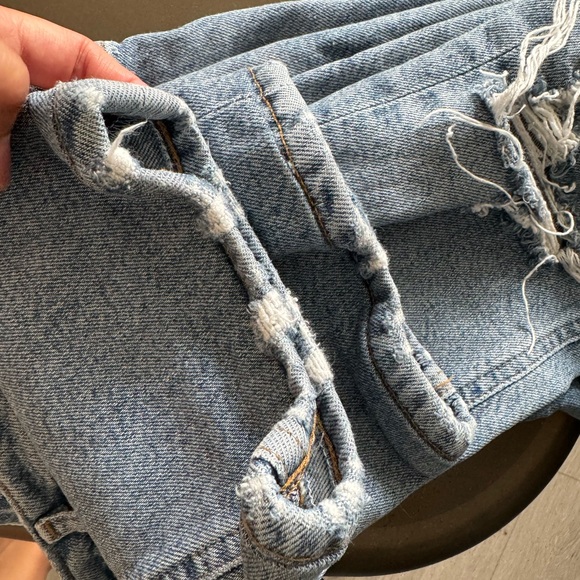 Agolde Riley High Rise Distressed Jeans - Picture 10 of 10